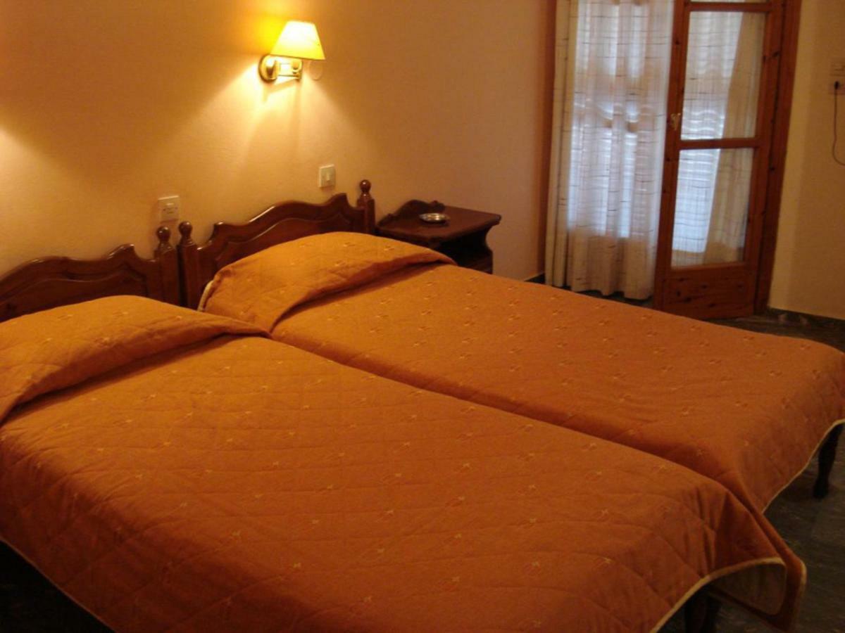 Pothos Hotel Скиатос Экстерьер фото