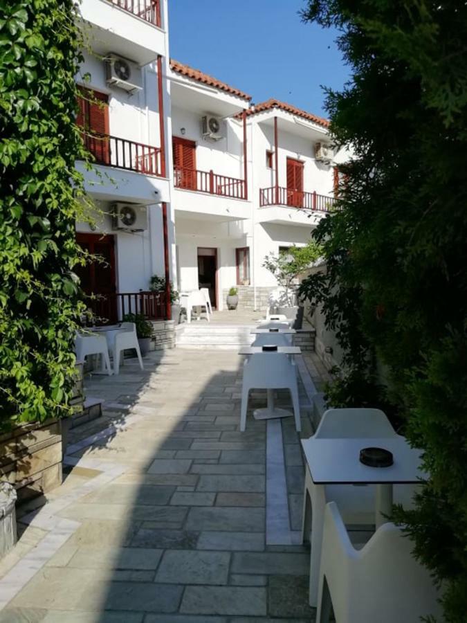 Pothos Hotel Скиатос Экстерьер фото
